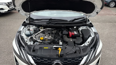 Nissan Qashqai 1.3 DiG-T MH 158 N-Connecta 5dr Xtronic Petrol Hatchback